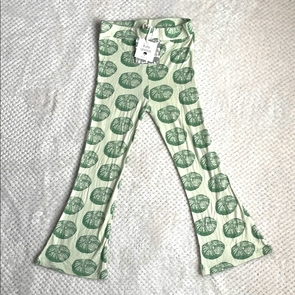 Kate Quinn Green Patterned Kids Casual Bottoms